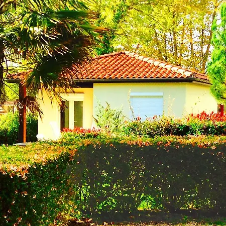 Camping De L'arros Parque de Campismo