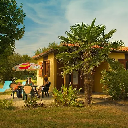 Camping De L'arros Campingplatz Plaisance (Gers)